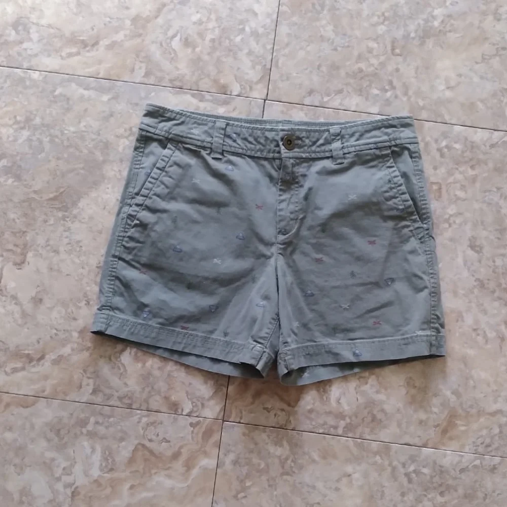 Eddie Bauer women's Adventurer printed shorts, size 4 - Picture 1 of 10